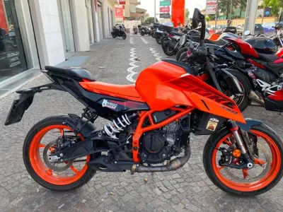 KTM 390 Duke (2024 - 25) usata