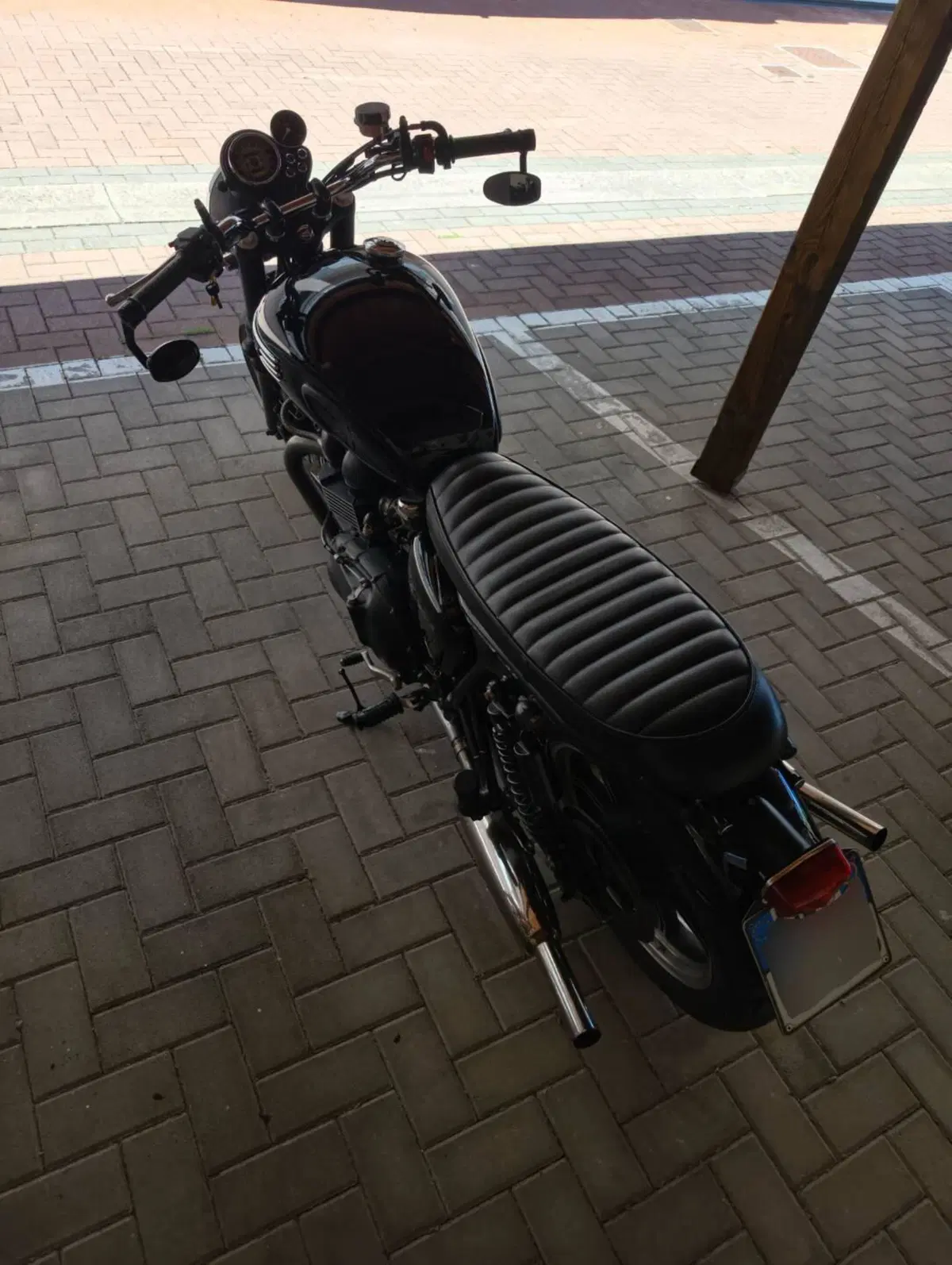 Triumph Bonneville SE (2009 - 13) (3)