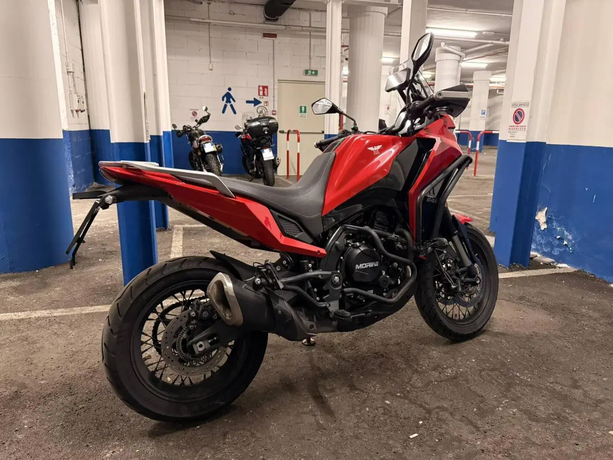 Moto Morini X-Cape 650 (2021 - 26) (6)