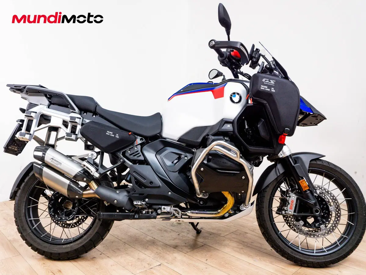 Bmw R 1300 GS Adventure Trophy (2025 - 26) (3)