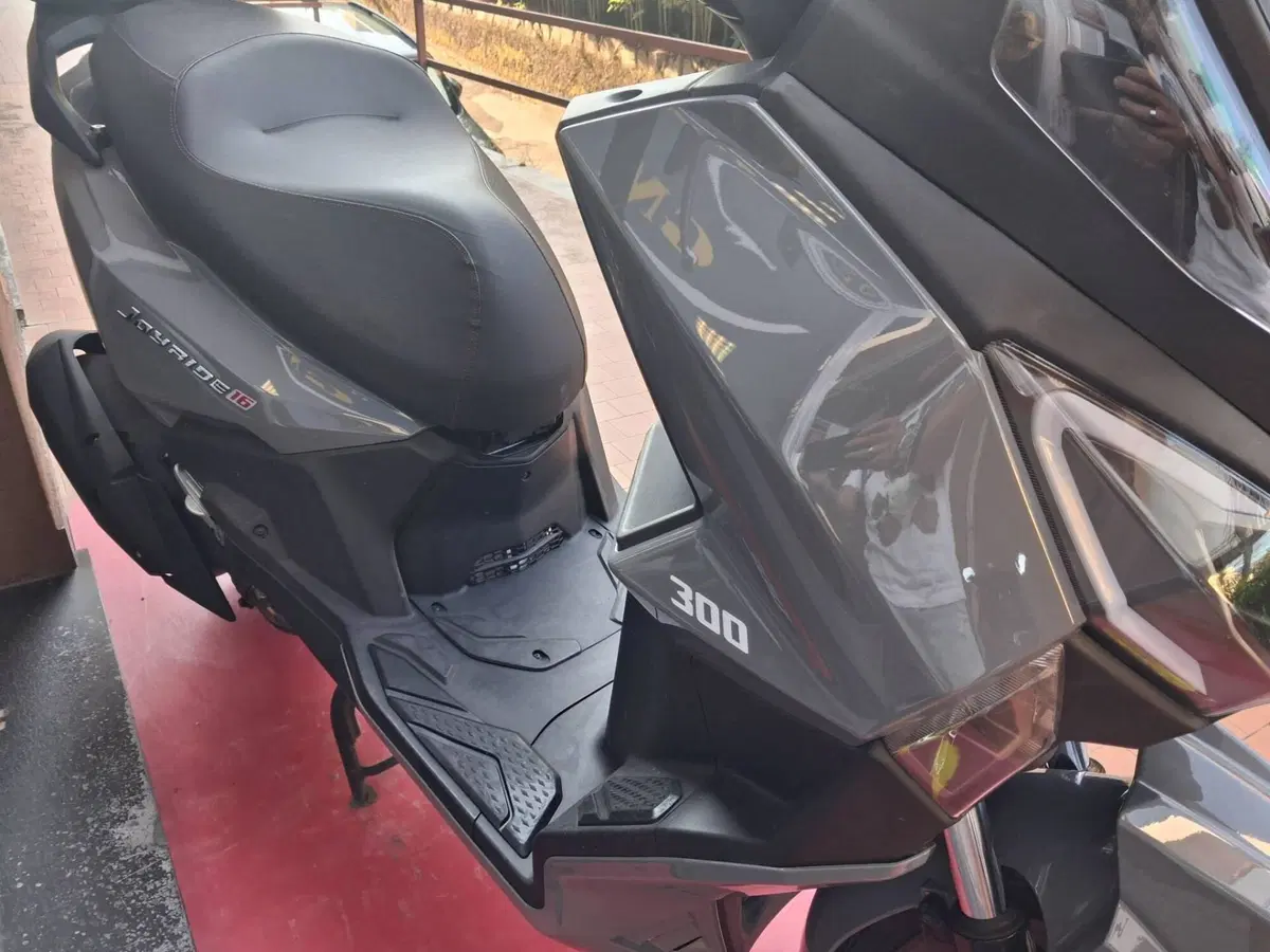 Sym Joyride 300 (2022 - 24) (3)