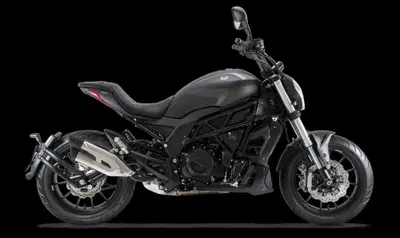Benelli 502 C (2021 - 25) nuova