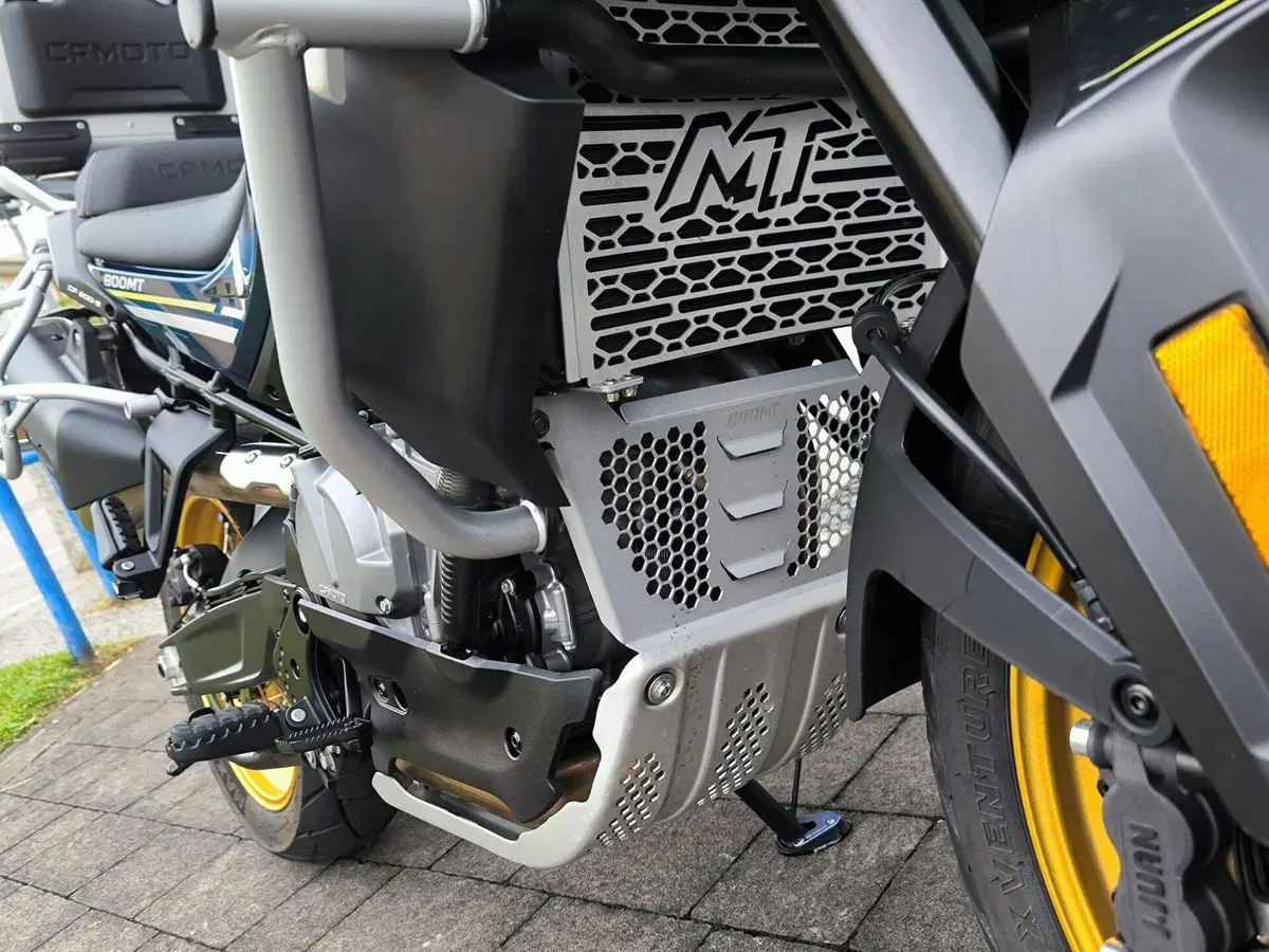 CFMOTO 800MT Touring (2022 - 26) (8)