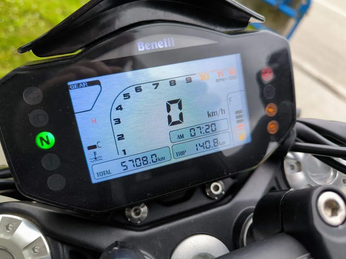 Benelli 752 S (2022 - 25) (9)