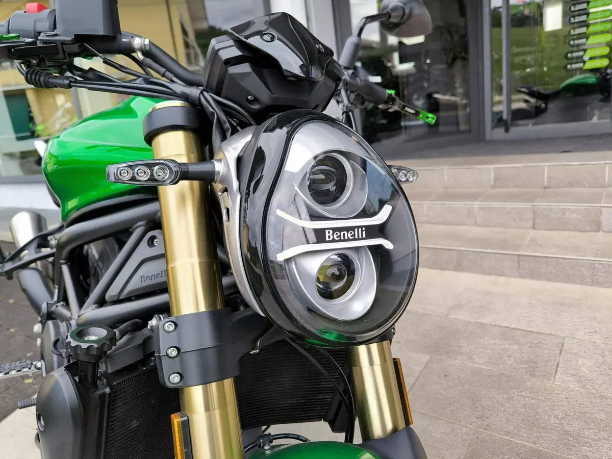Benelli 752 S (2022 - 25) (11)