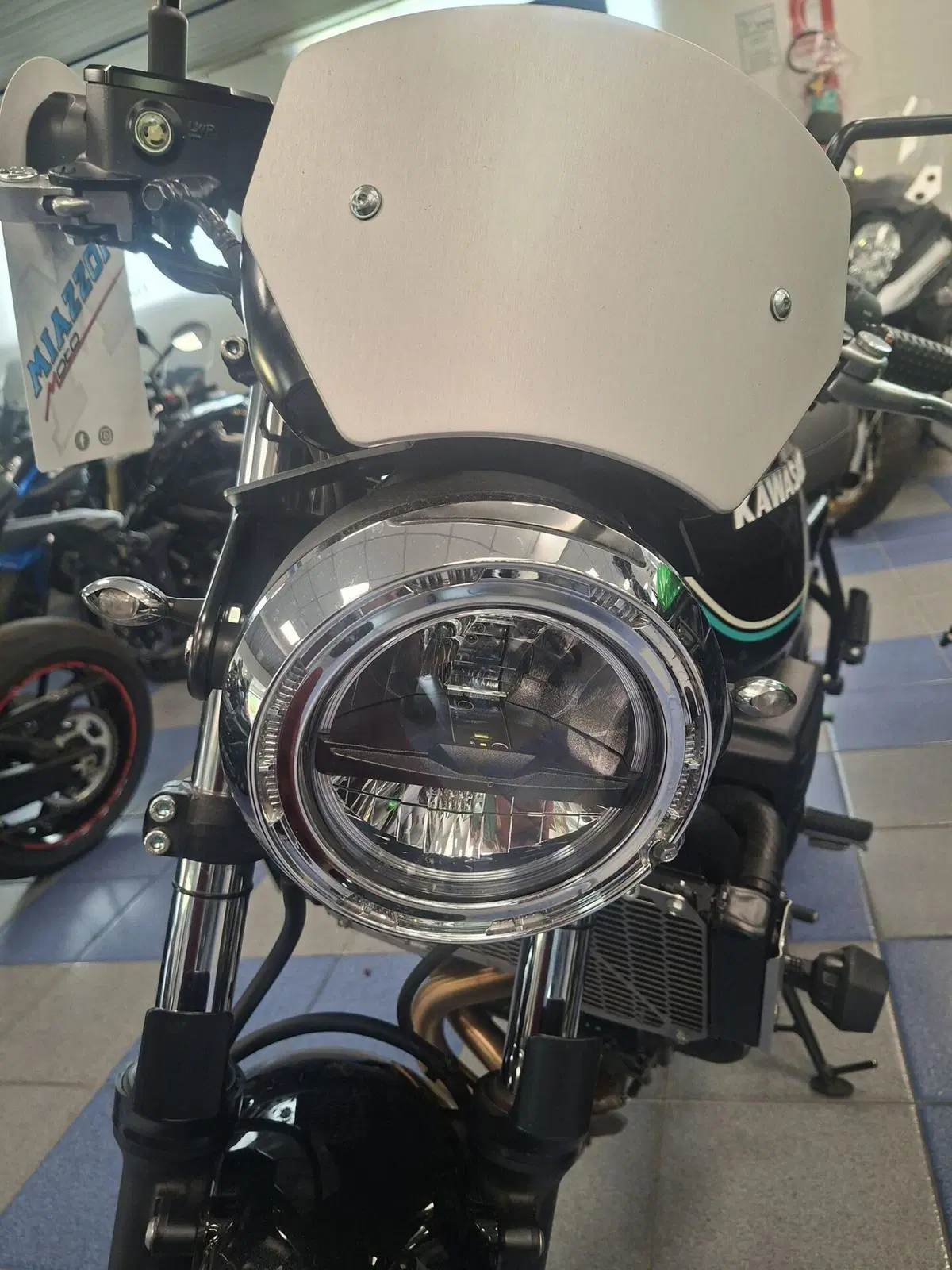 Kawasaki Z 650 RS (2022 - 24) (3)
