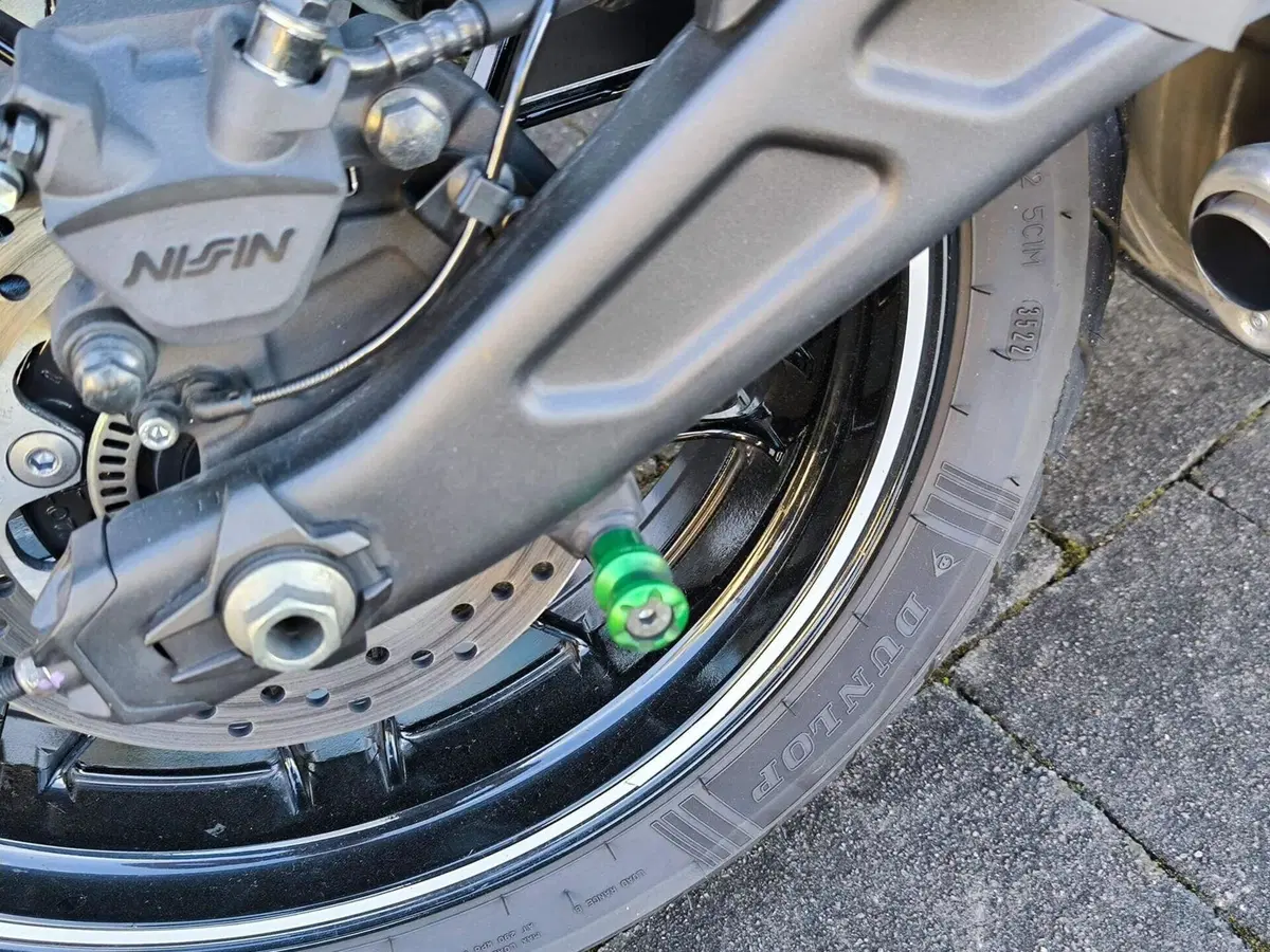 Kawasaki Z 650 RS (2022 - 24) (14)