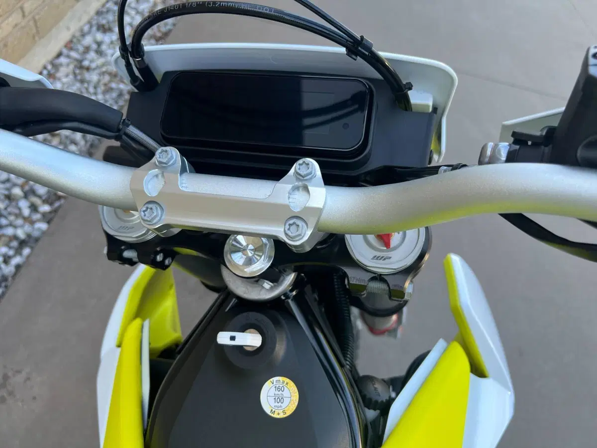 Husqvarna 701 Enduro (2026) (7)