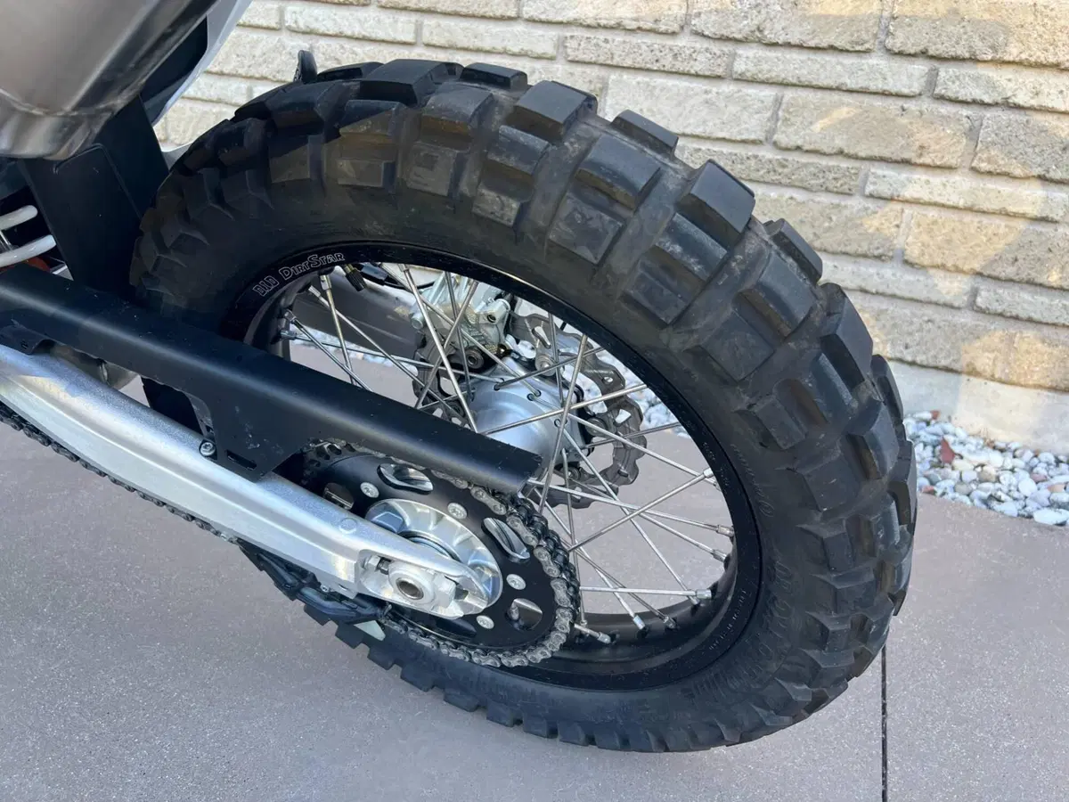 Husqvarna 701 Enduro (2026) (8)