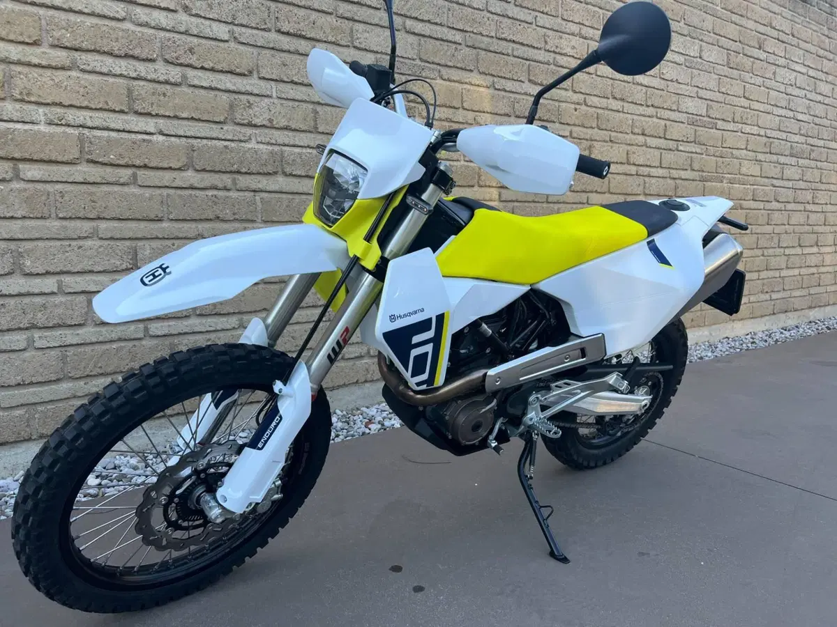 Husqvarna 701 Enduro (2026) (10)