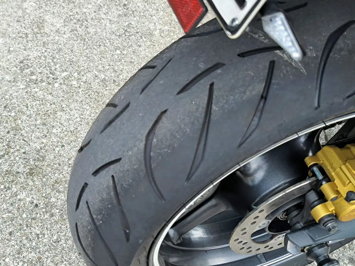 Triumph Street Triple R (2009 - 12) (12)