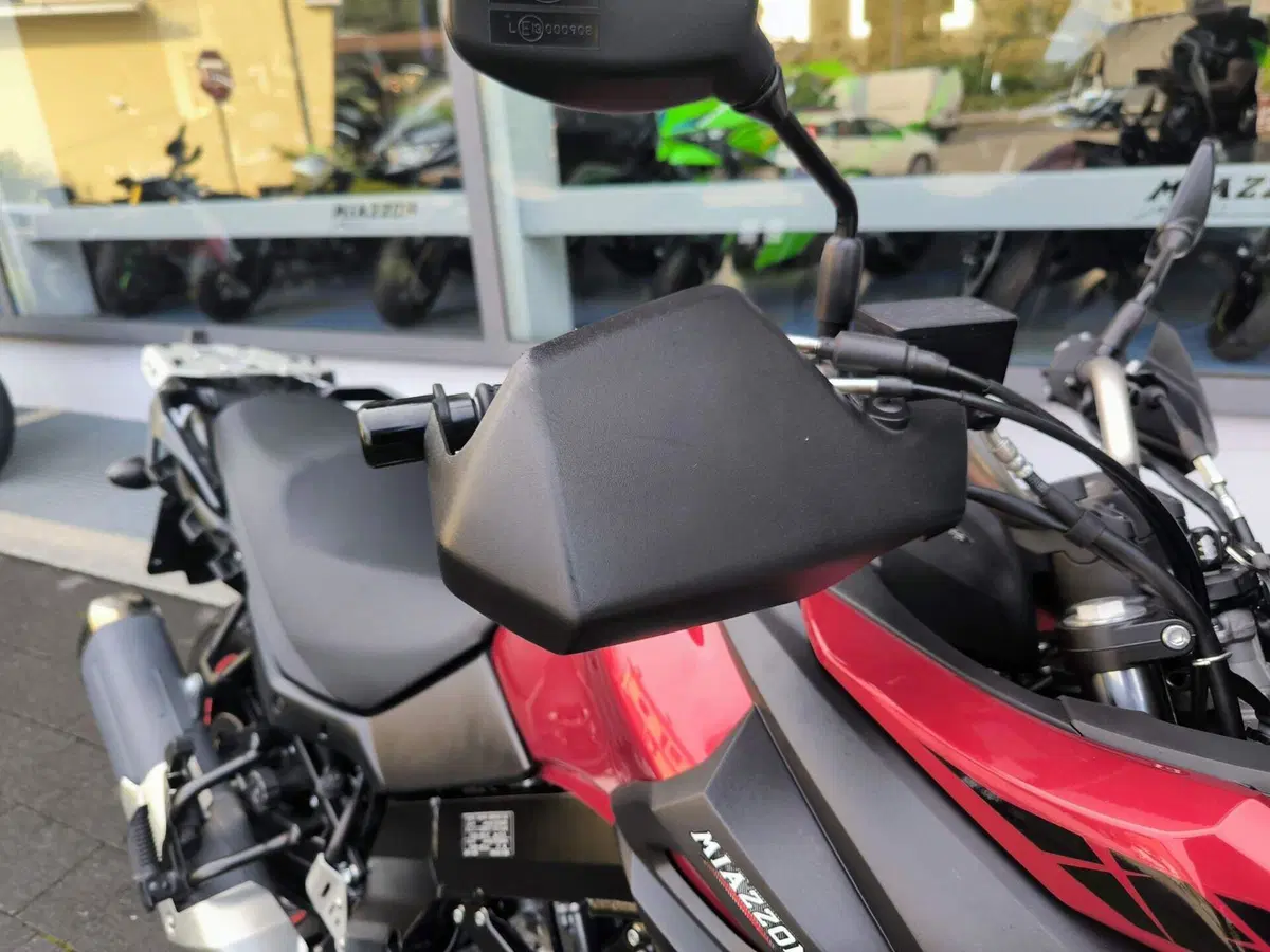 Suzuki V-Strom 650 (2021 - 25) (2)