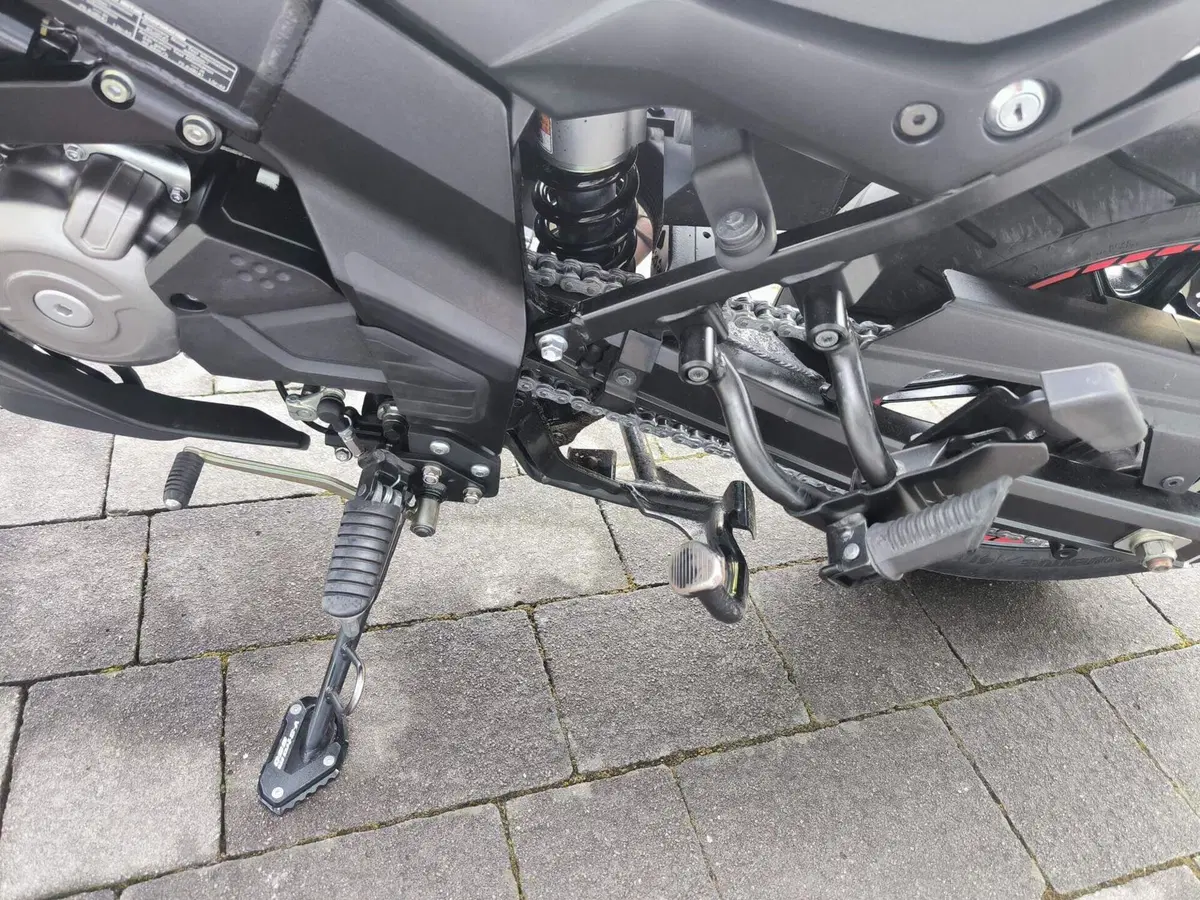 Suzuki V-Strom 650 (2021 - 25) (4)