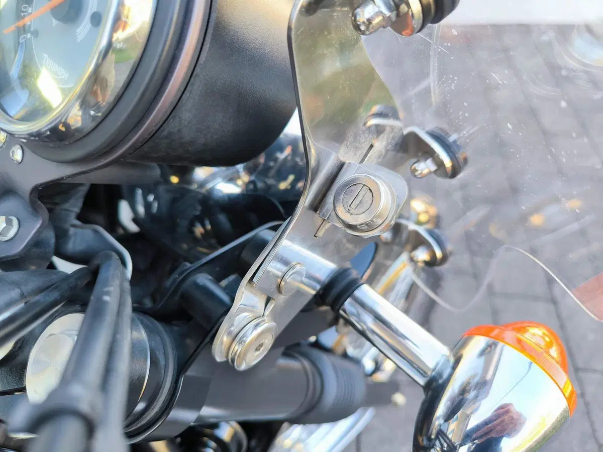 Triumph Bonneville (2007 - 16) (3)