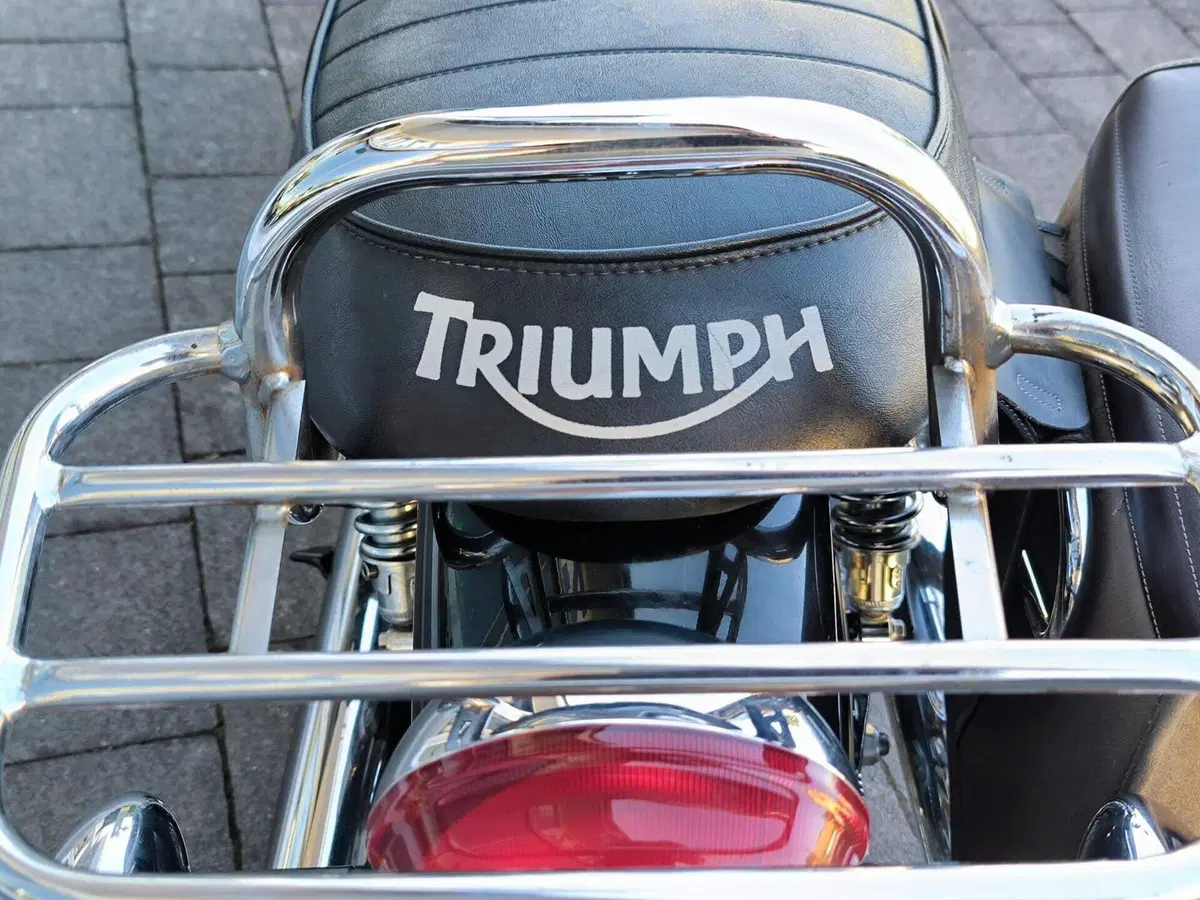 Triumph Bonneville (2007 - 16) (9)