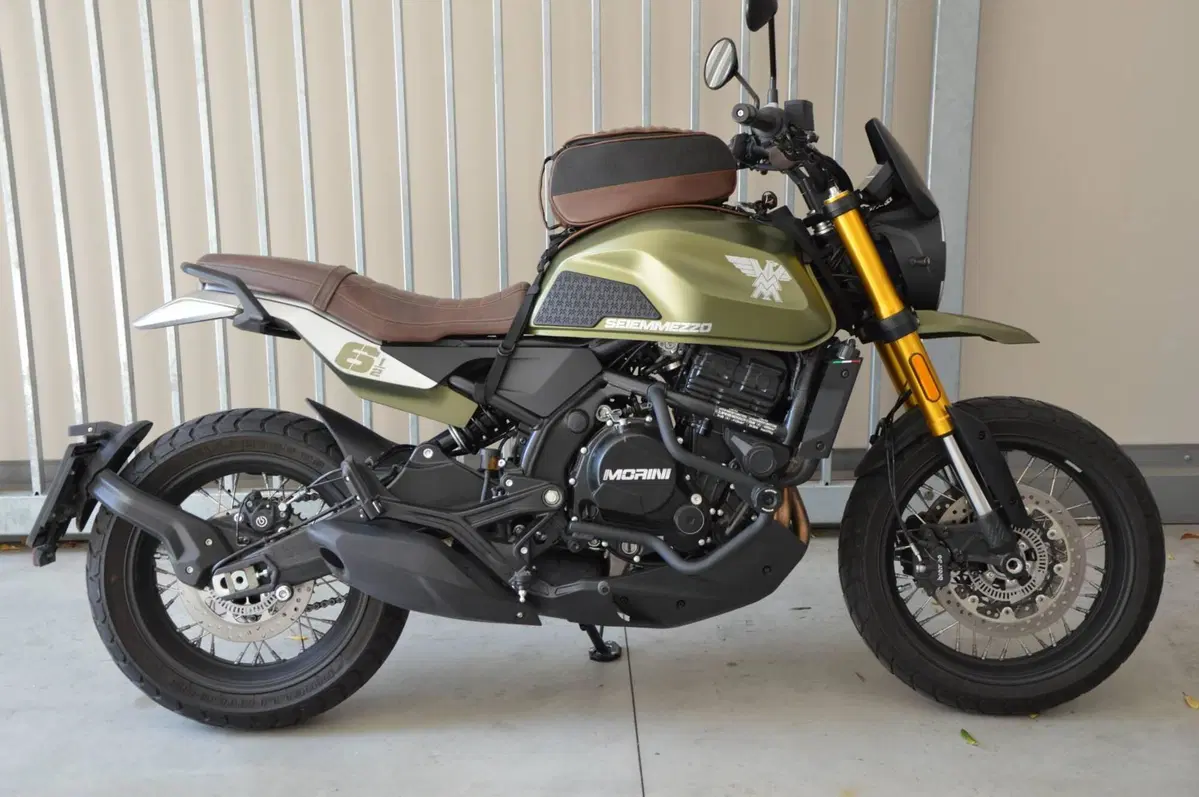 Moto Morini SEIEMMEZZO SCR (2022 - 26) (3)