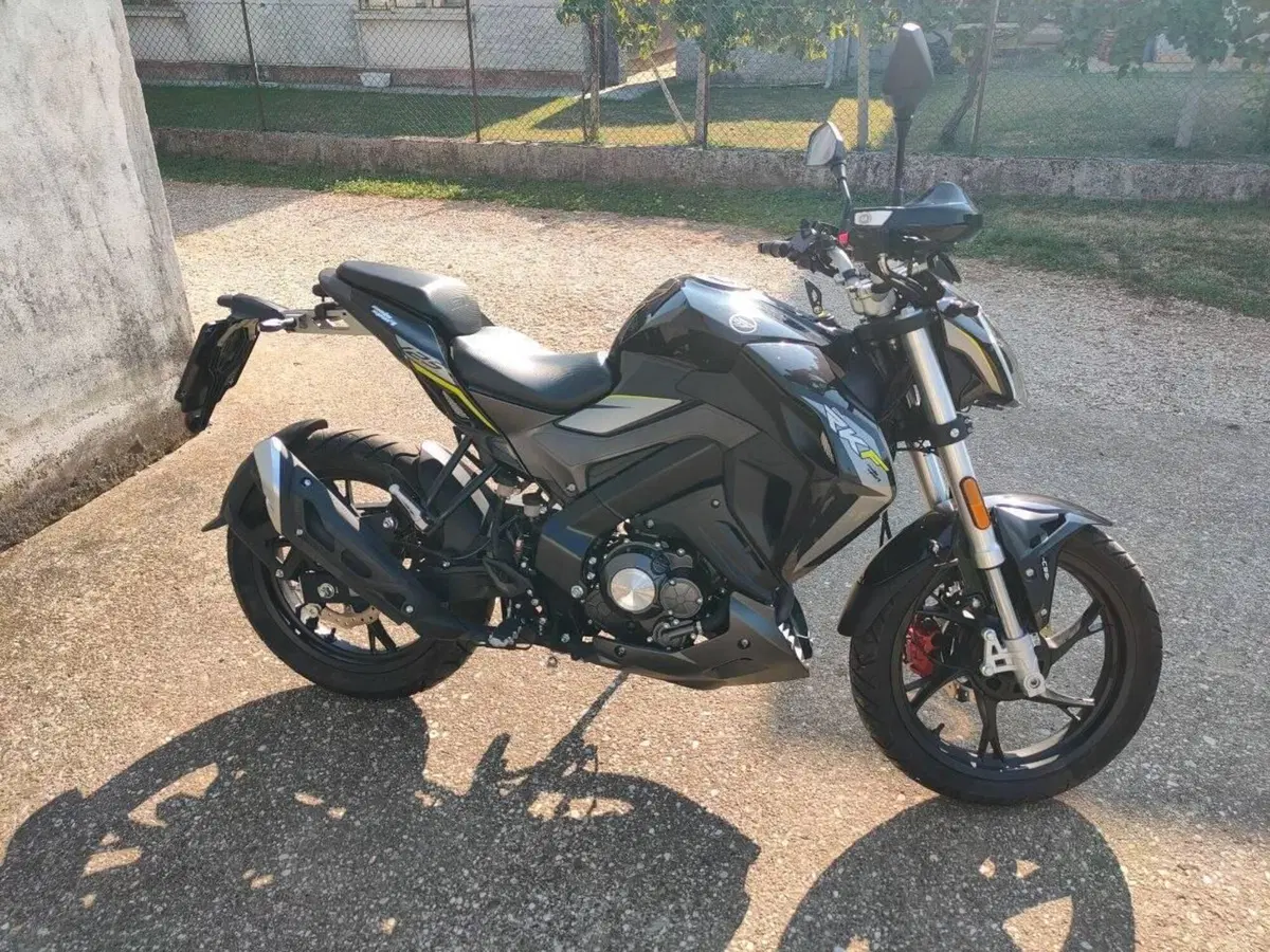 Keeway Motor RKF 125 (2020) (4)