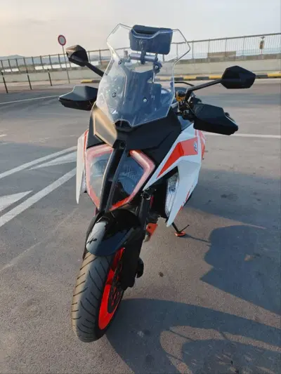 KTM 1290 Super Duke GT (2021) usata
