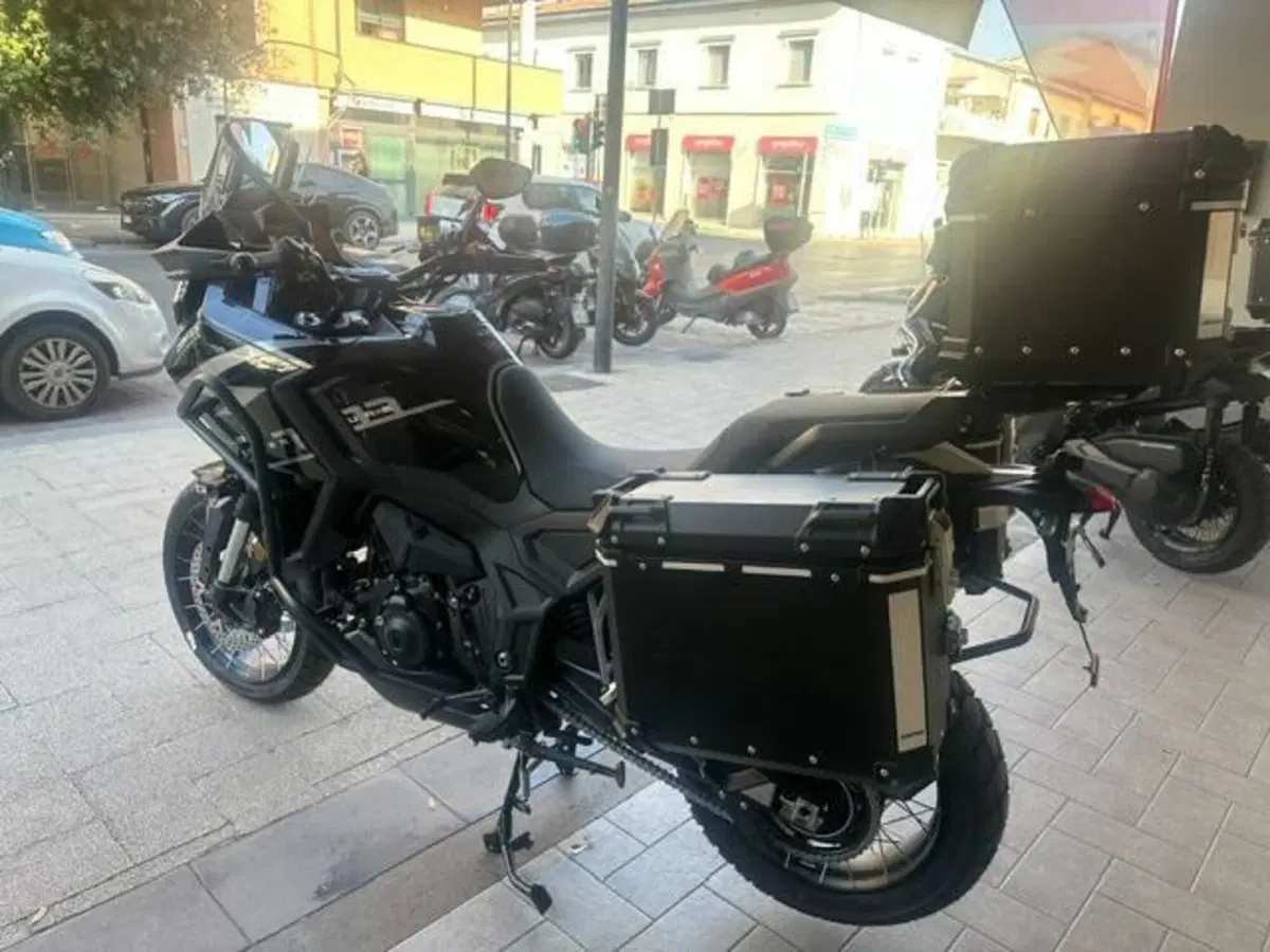 Zontes ZT703-F (2025 - 26) (6)