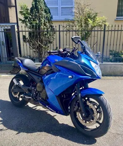 Yamaha XJ6 Diversion F (2010 - 16) usata