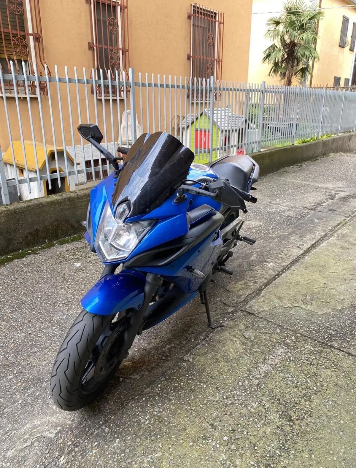 Yamaha XJ6 Diversion F (2010 - 16) (2)