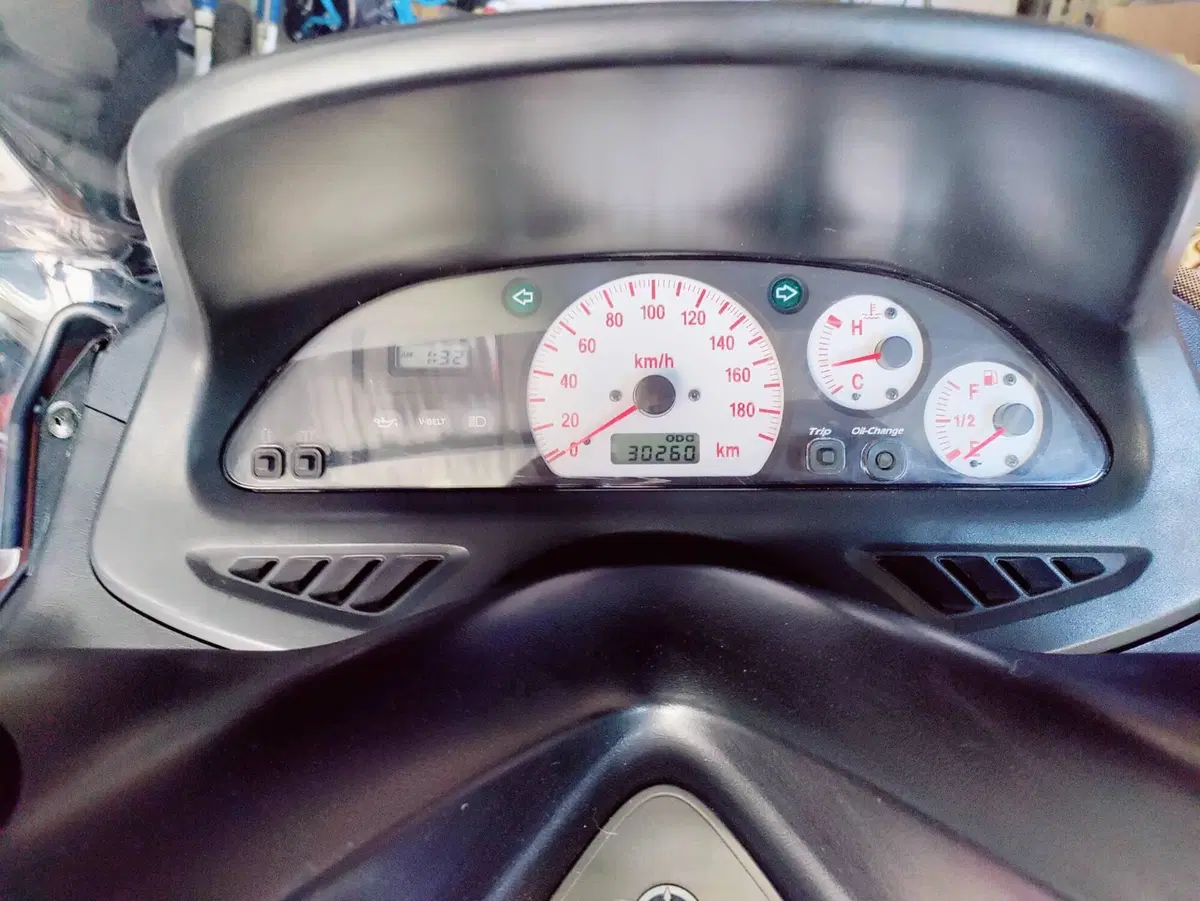 Yamaha T-Max 500 (2001 - 03) (4)