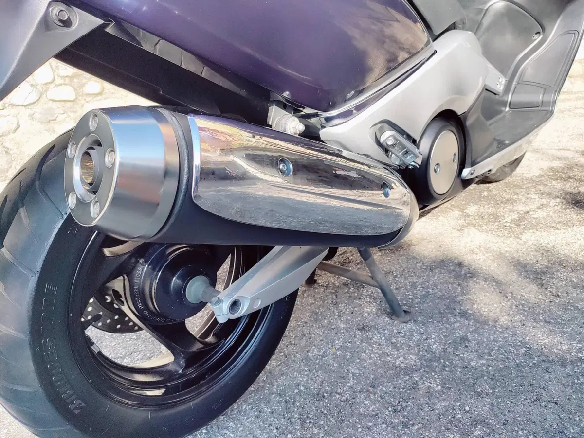 Yamaha T-Max 500 (2001 - 03) (6)