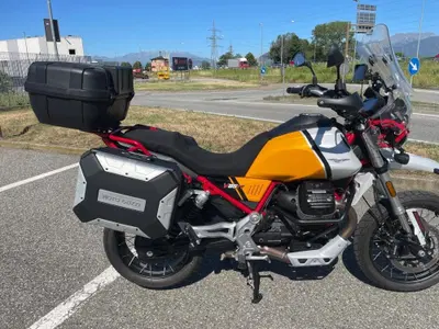 Moto Guzzi V85 TT Evocative Graphics (2021 - 23) usata