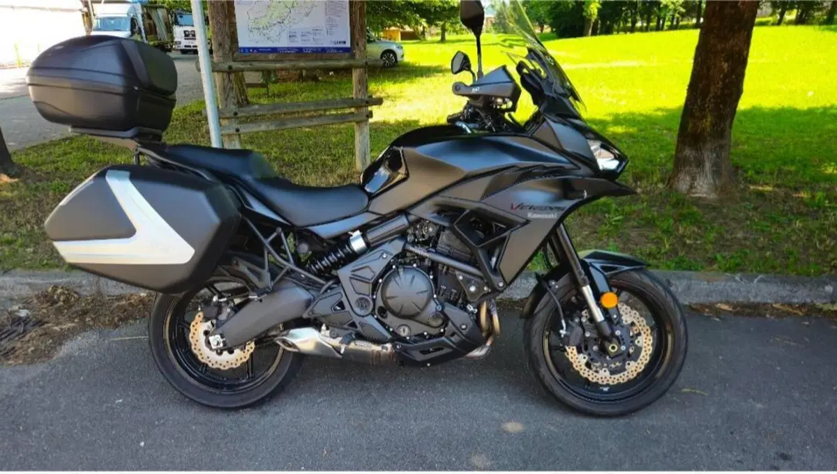 Kawasaki Versys 650 (2021 - 24) (2)