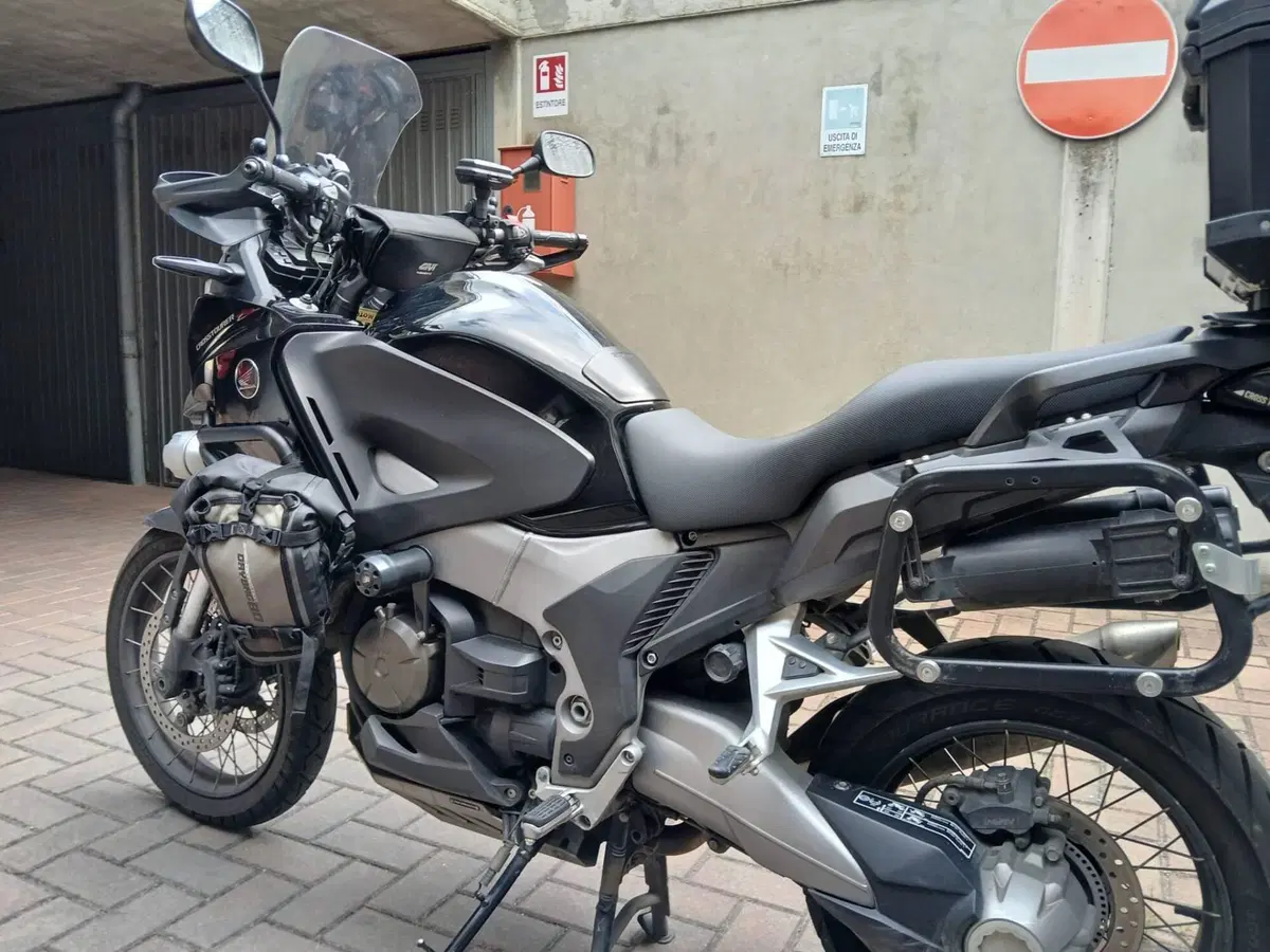 Honda VFR 1200 F DCT ABS (2010 - 16) (5)