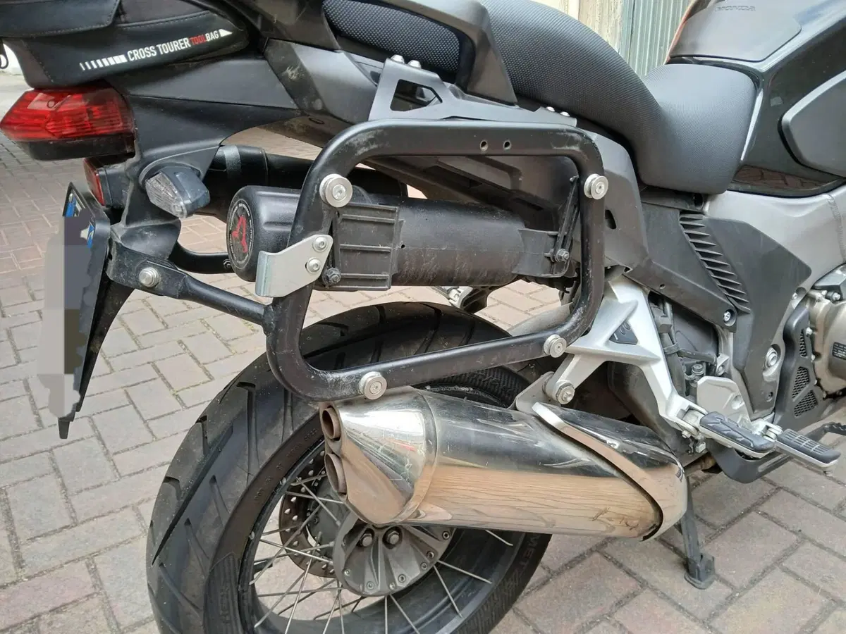 Honda VFR 1200 F DCT ABS (2010 - 16) (10)