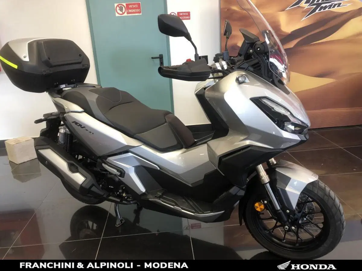 Honda ADV 350 (2022 - 24) (9)