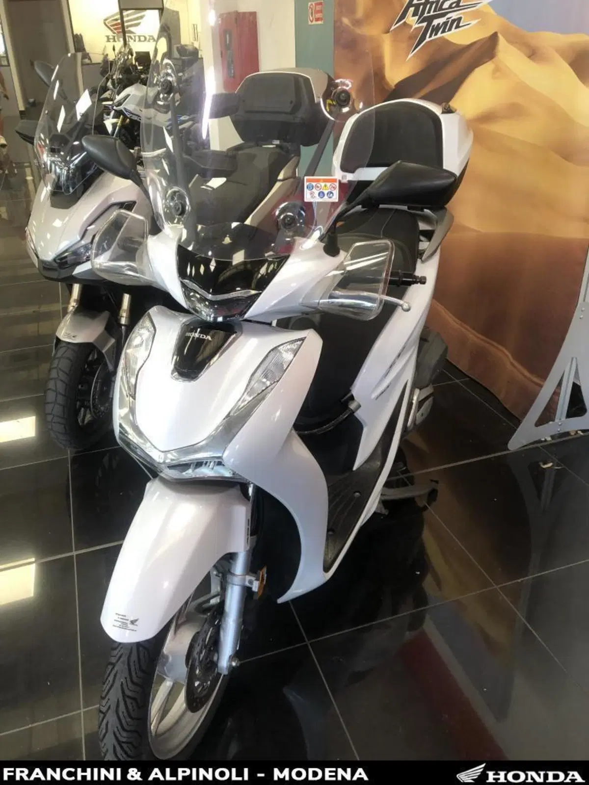 Honda SH 150i (2020 - 23) (4)