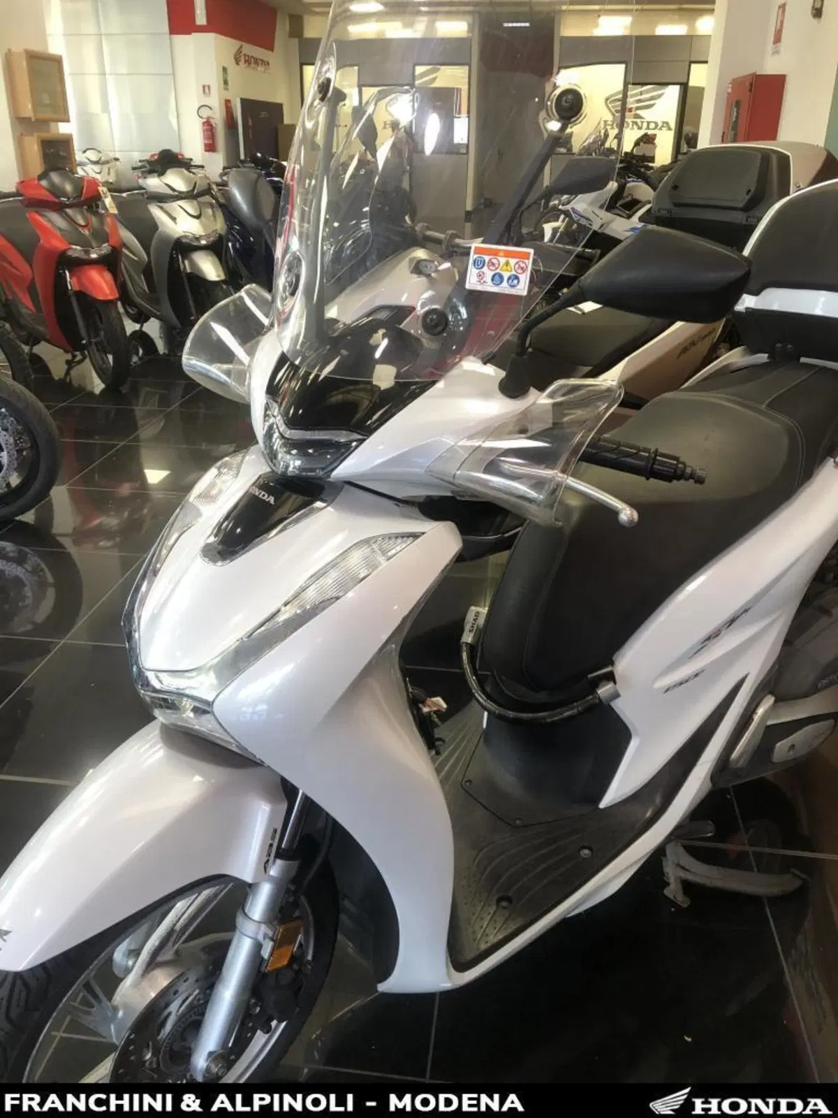 Honda SH 150i (2020 - 23) (6)