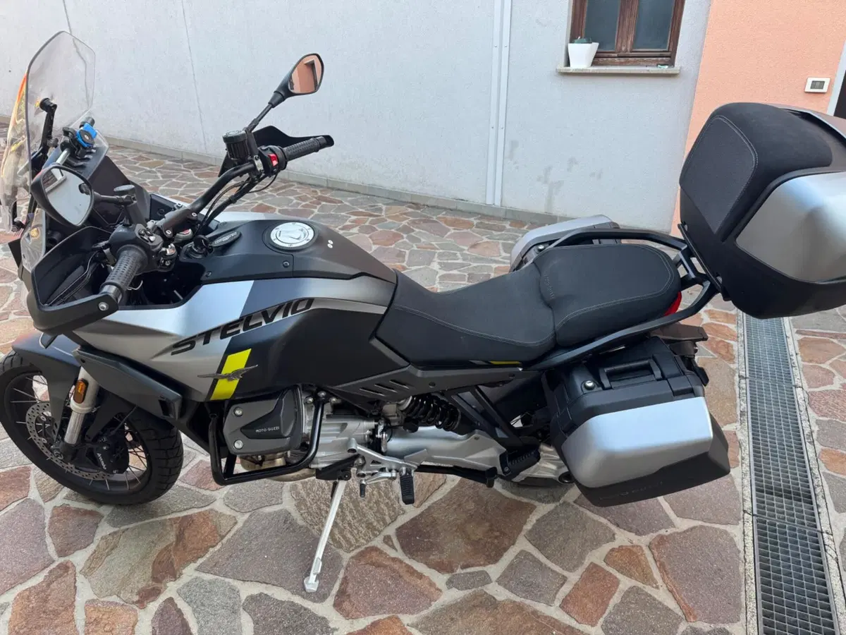 Moto Guzzi Stelvio PFF (2024 - 26) (4)