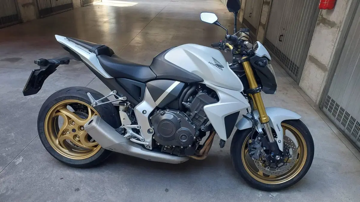 Honda CB 1000 R ABS (2011 - 17) (5)