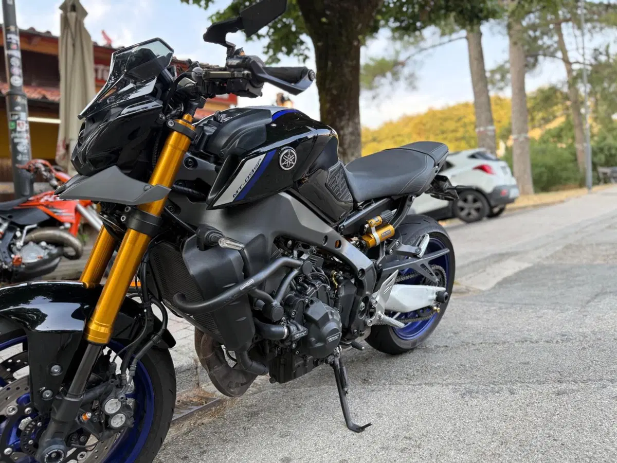 Yamaha MT-09 SP (2021 - 23) (6)