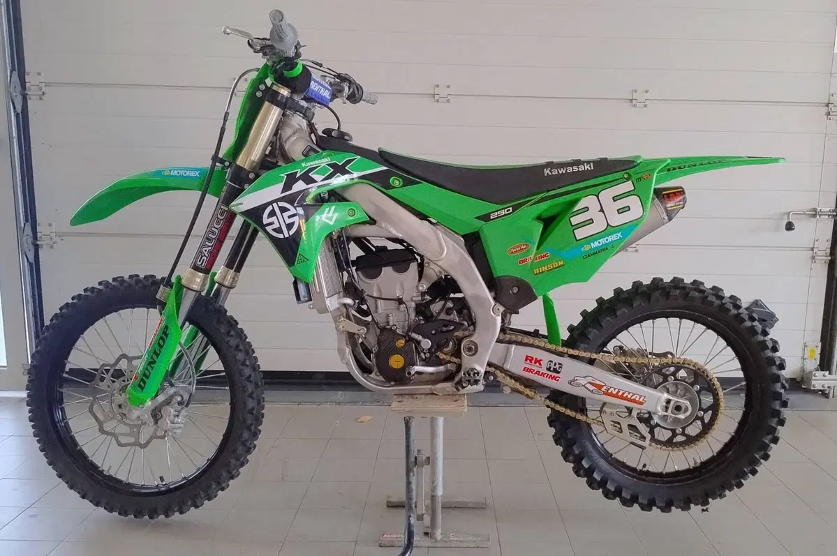 Kawasaki KX250F (2023)