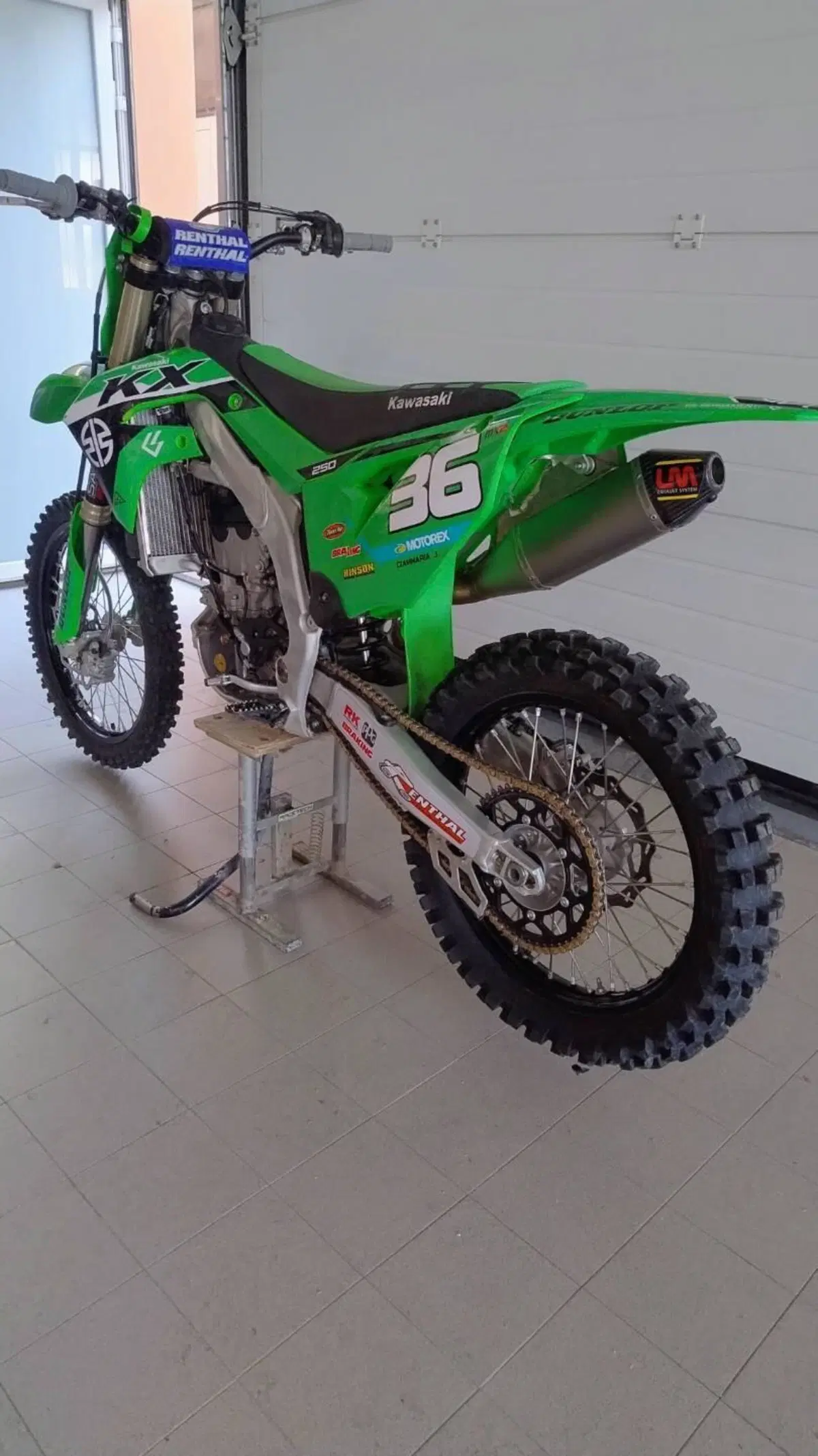 Kawasaki KX250F (2023) (3)
