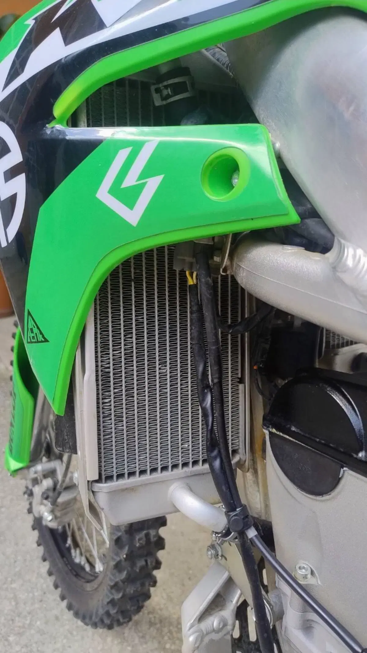 Kawasaki KX250F (2023) (14)