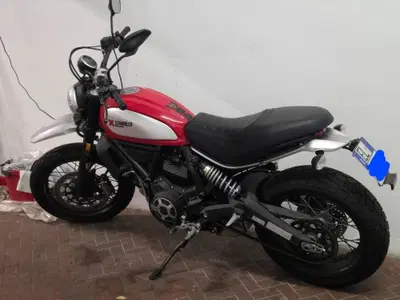 Ducati Scrambler 800 Icon (2017 - 20) usata