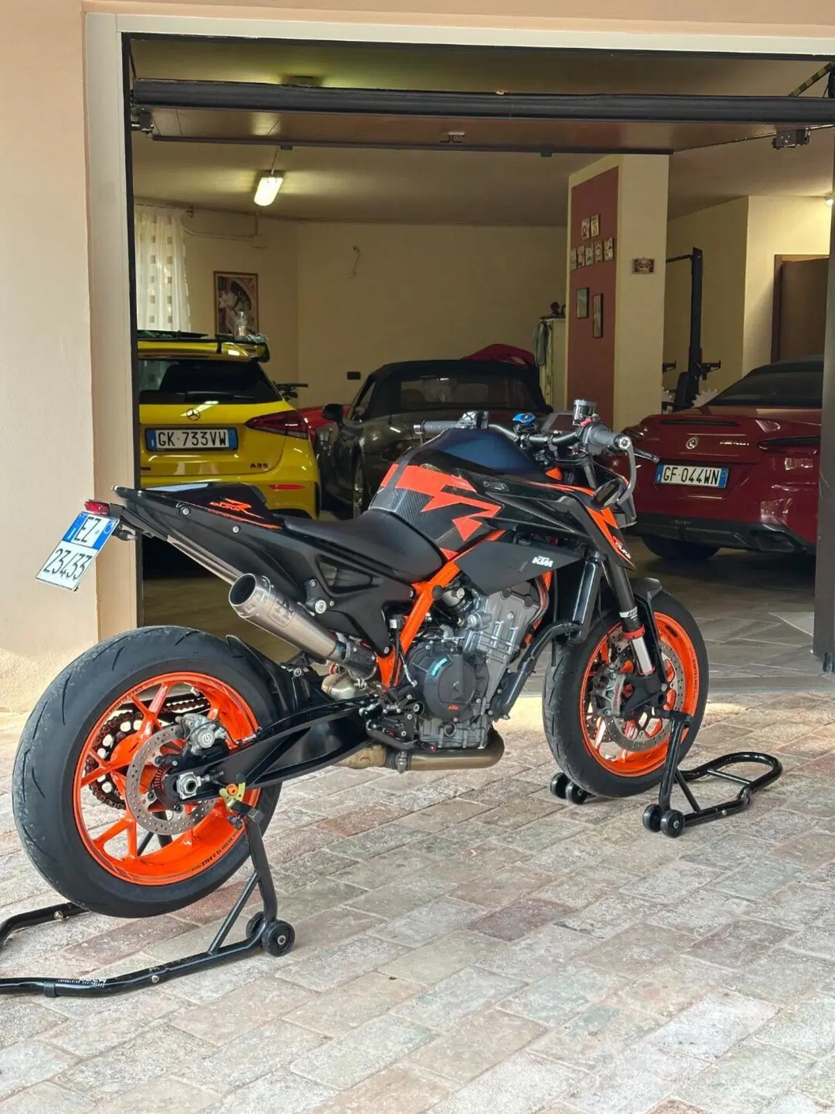 KTM 890 Duke R (2022 - 23) (4)