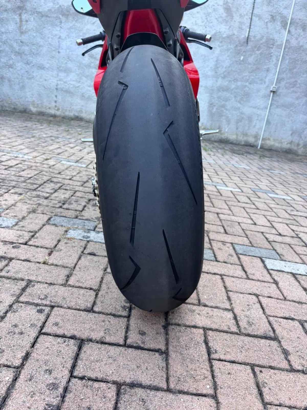 Ducati Panigale V4 S 1100 (2021) (7)
