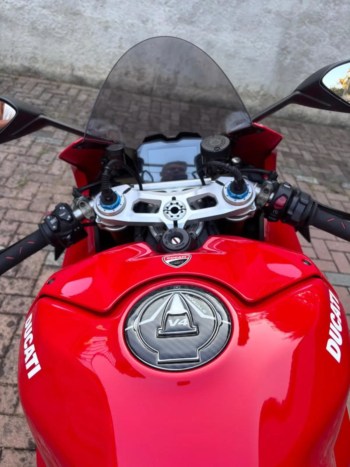 Ducati Panigale V4 S 1100 (2021) (11)