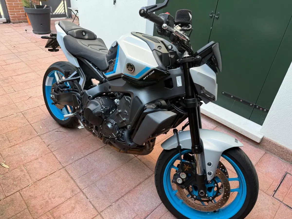 Yamaha MT-09 (2024 - 26) (2)