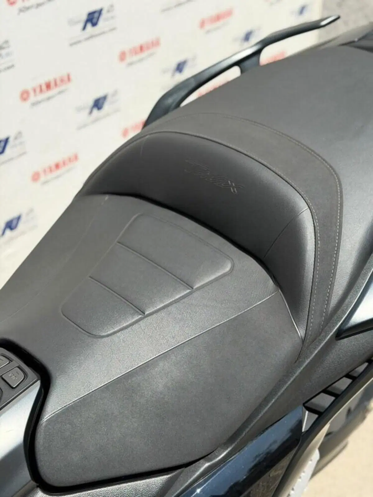 Yamaha T-Max 560 Tech Max (2020) (4)