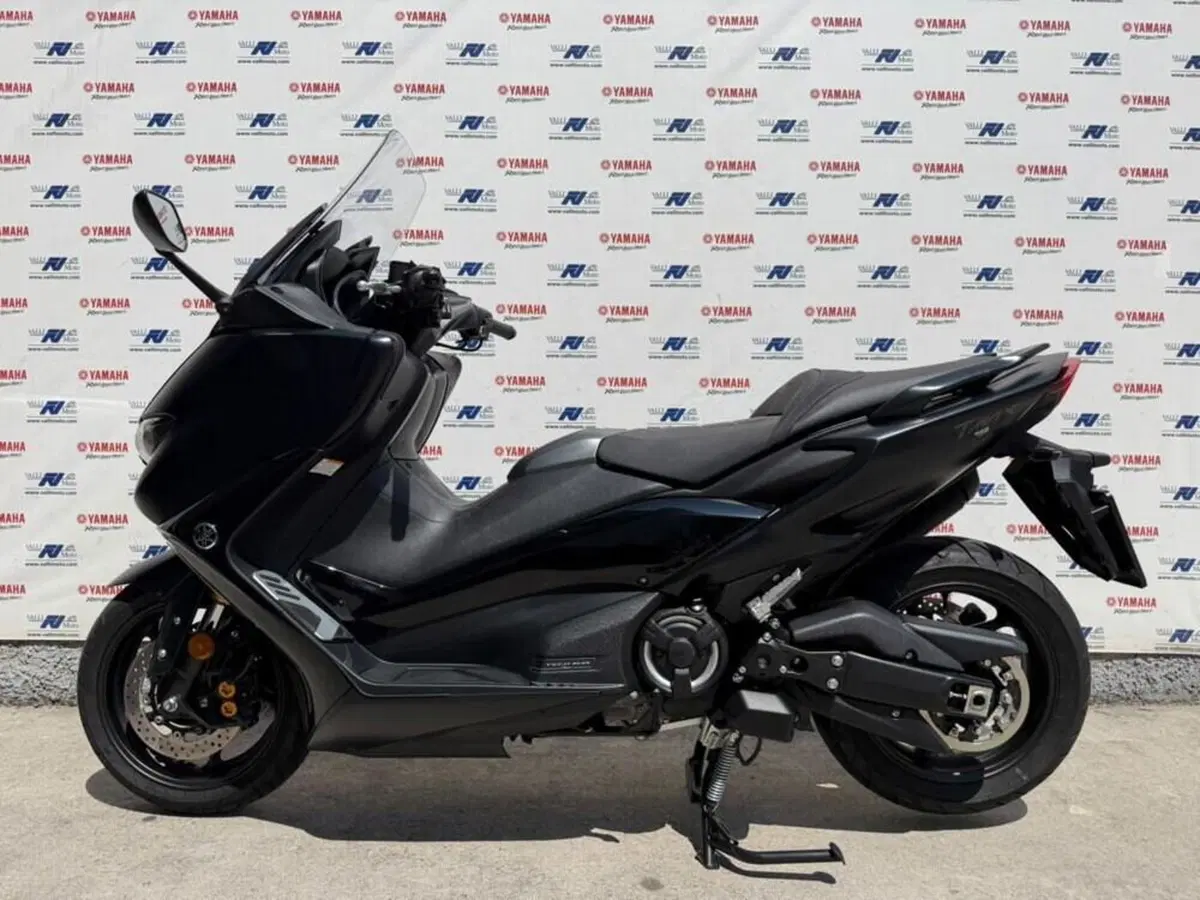 Yamaha T-Max 560 Tech Max (2020) (3)