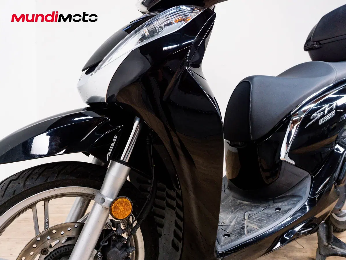 Honda SH 300 i ABS (2011 - 13) (9)