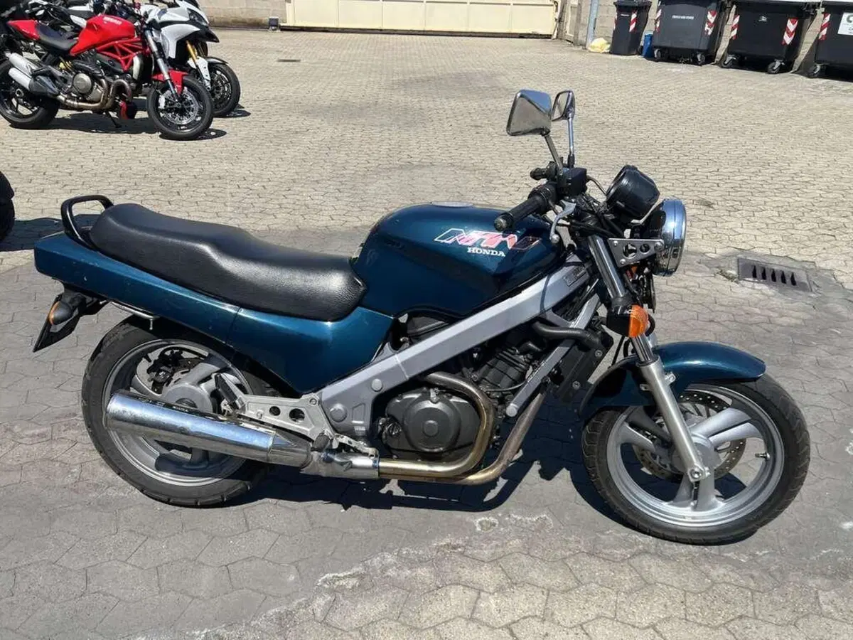 Honda NTV 650 R (1994 - 98)