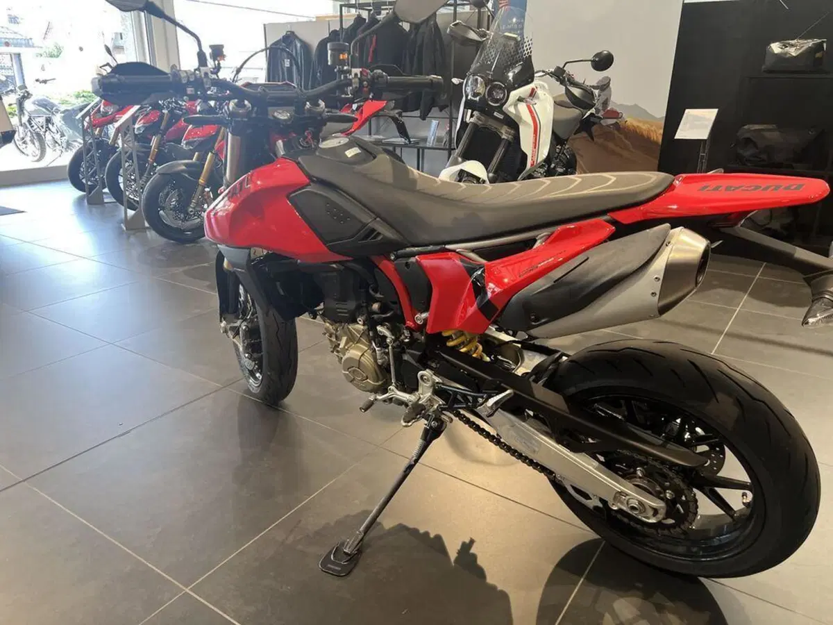 Ducati Hypermotard 698 Mono (2024 - 26) (6)